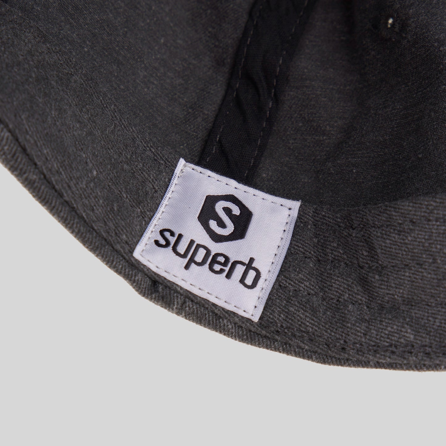 Superb Vintage Light Gray Cap