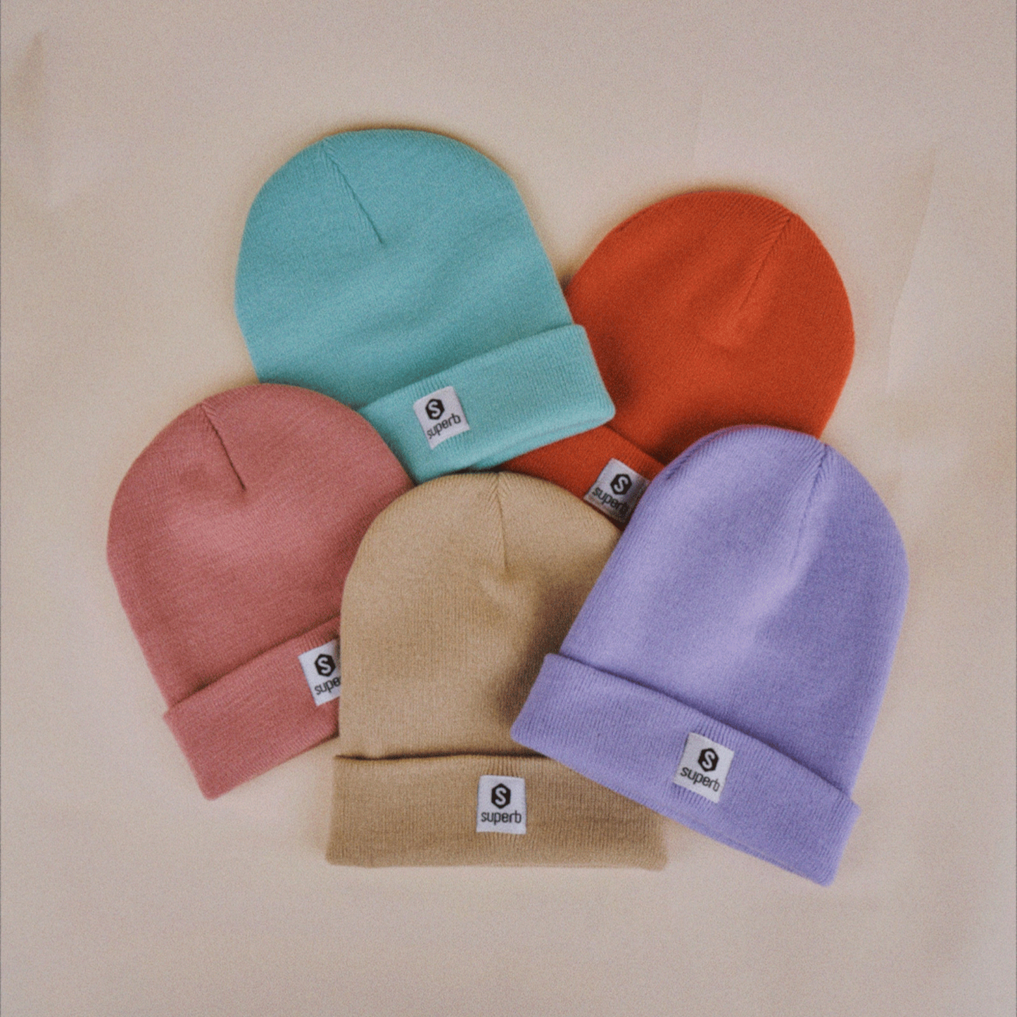 Gorro SuperbTag Crema