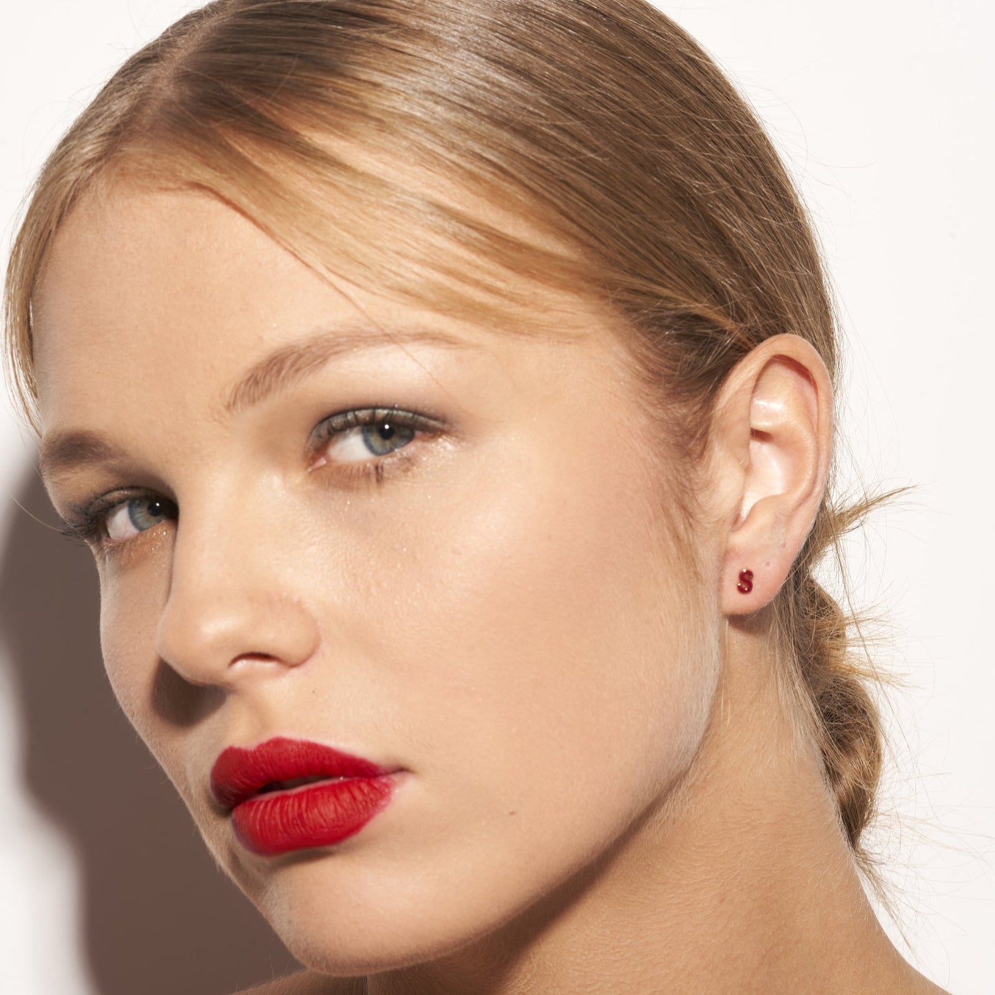 Garnet S Gold Earrings