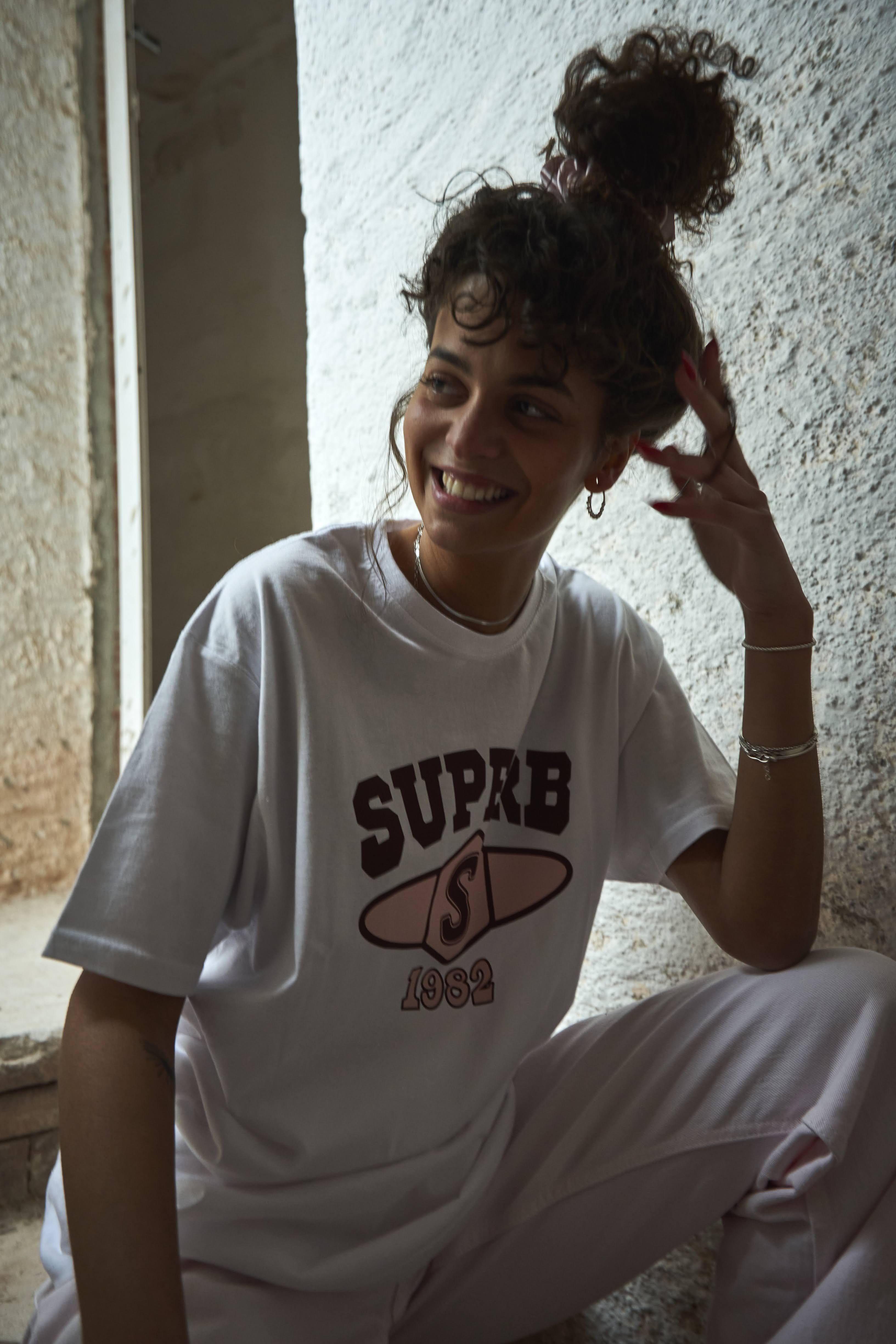 Camiseta University Blanca