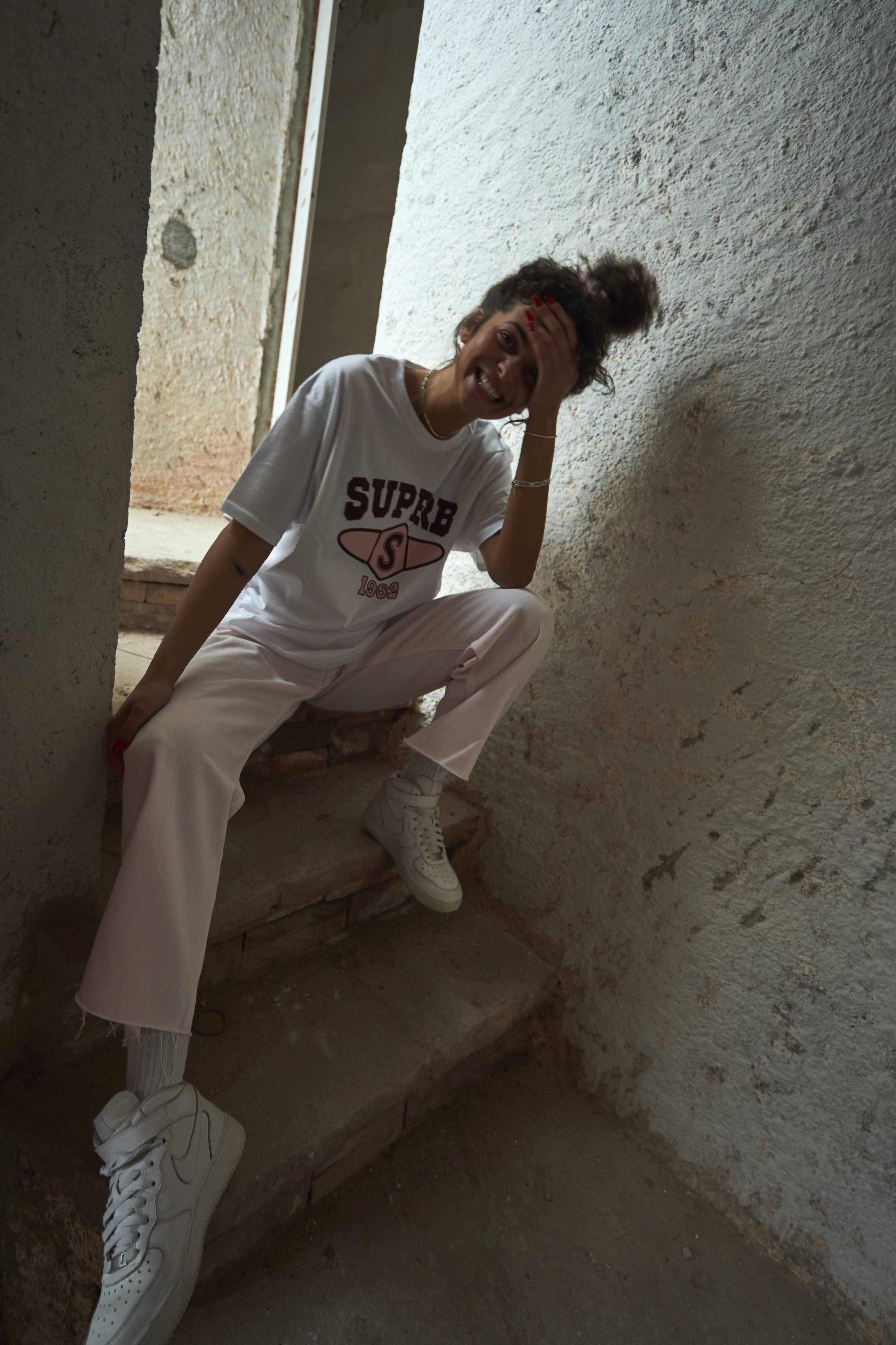 Camiseta University Blanca