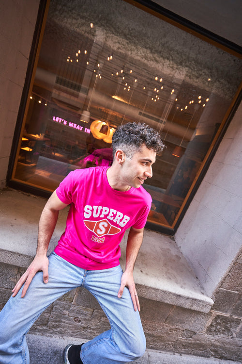 Camiseta University Frambuesa