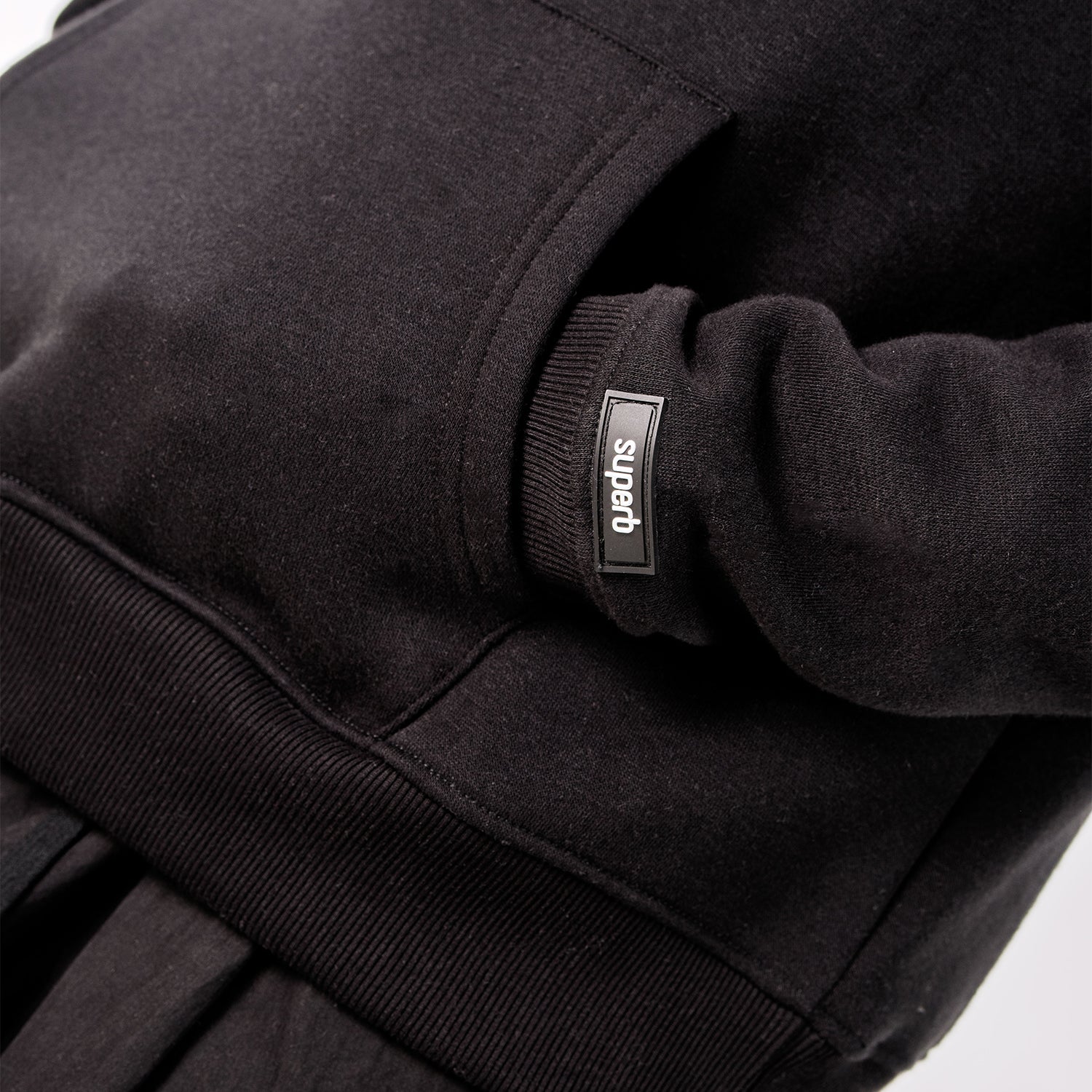 Puffy Mode Black Sweatshirt