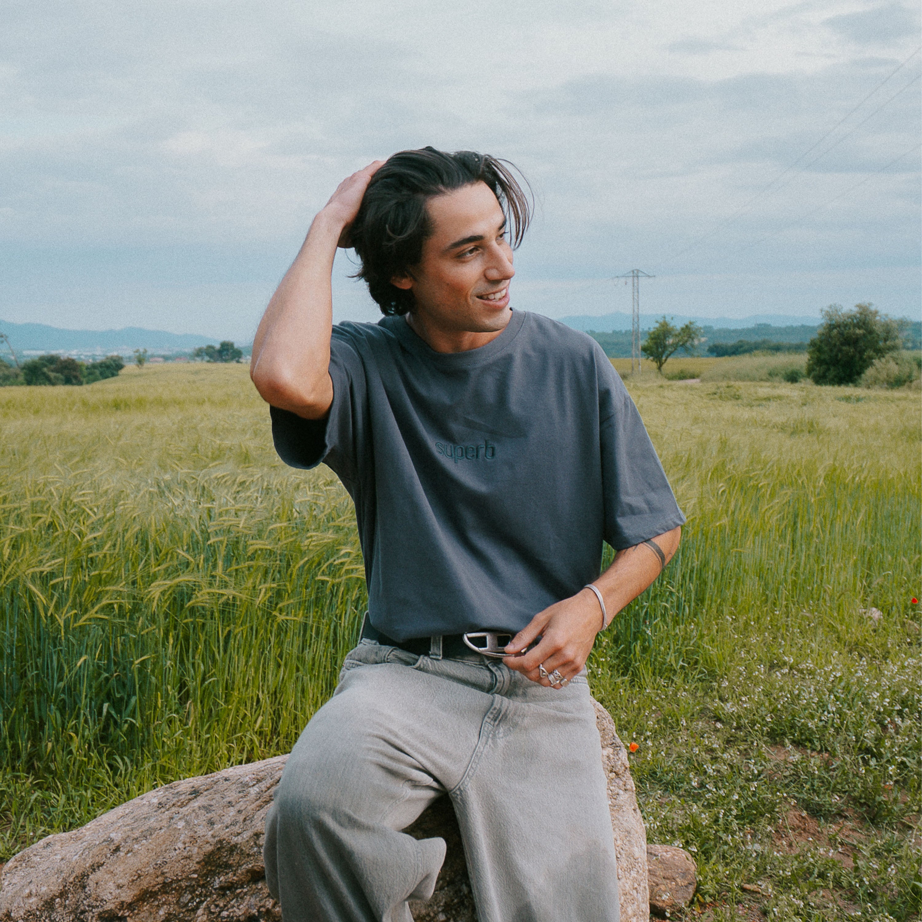 Camiseta Essential Gunmetal