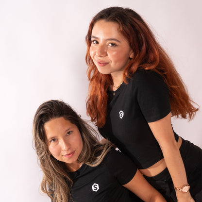 Camiseta Corta Basic Negra